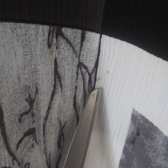 Vintage 80s Black & White Geometric Print Top - Picture 10 of 11